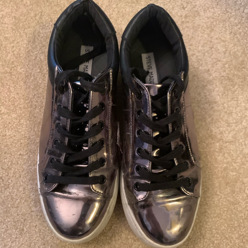 ✨METALLIC PLATFORM STEVE MADDEN SNEAKERS SZ 8✨